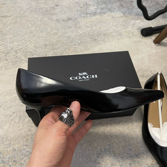 NIB Women's Size 6 Coach G1993 Unipump Jet Mirror Leather 1.5" Heels In Black - Picture 2 of 12